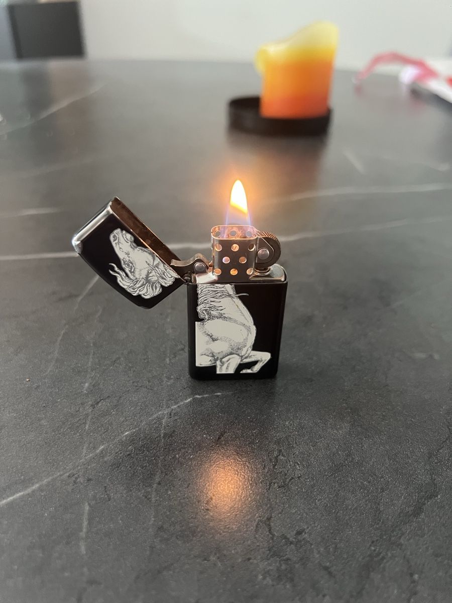 Zippo Accendini: Zippo Vintage 1993 Pferd – Usato da Lenzburg venduto da Sil.sal 2