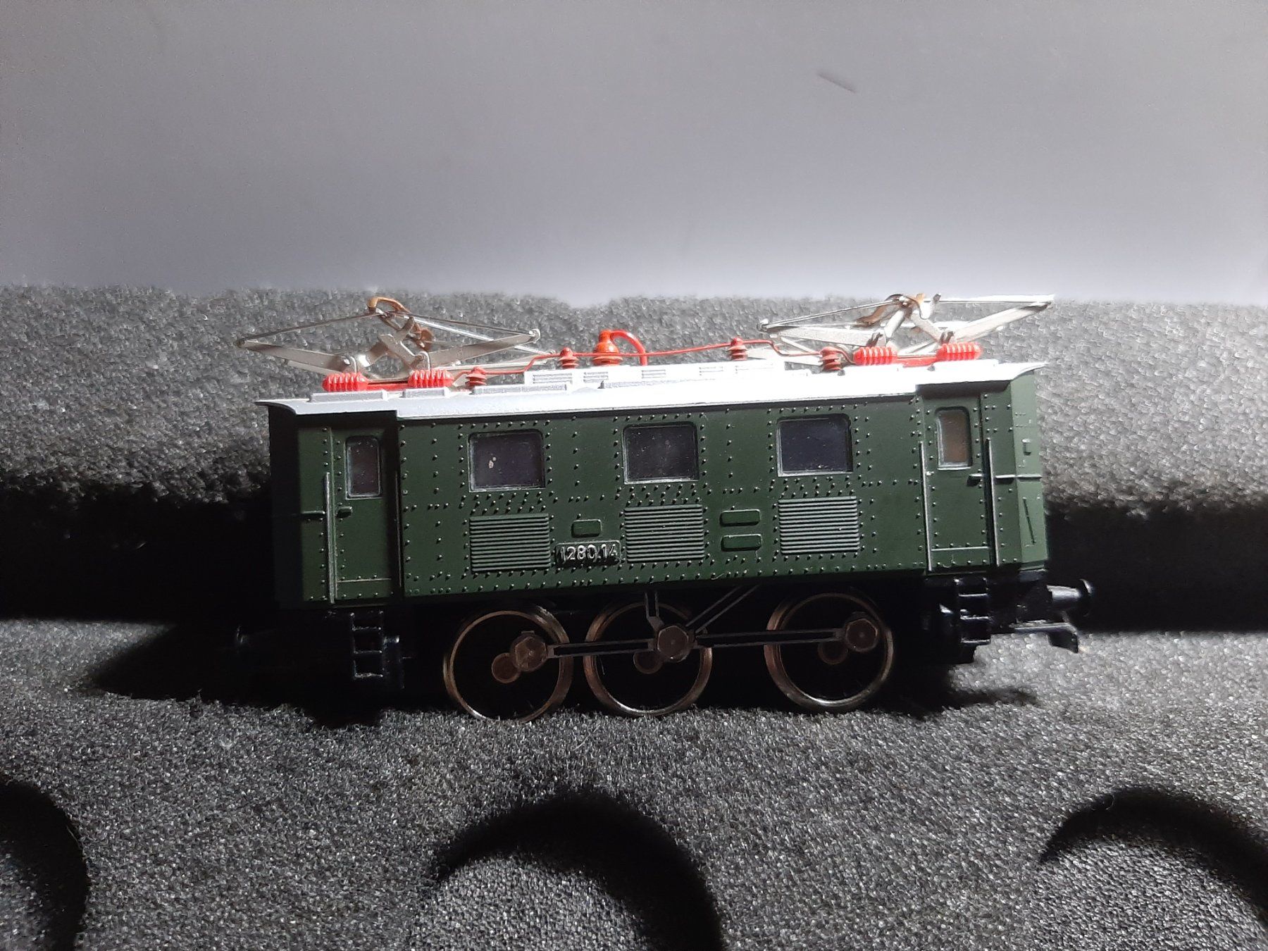 Kleinbahn Modelleisenbahnen: Kleinbahn HO ÖBB 1280.14 – Gebraucht aus Avully von RIVALIS 1