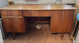 Teak Schreibtisch Pult dänisch? Lagerräumung