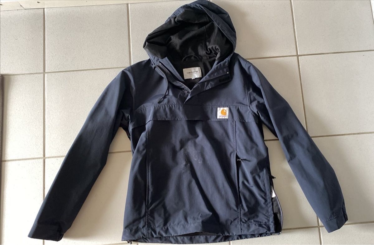 Carhartt Jacken: Carhartt Regenjacke – Gebraucht aus Rüfenacht BE von captainamerica_1