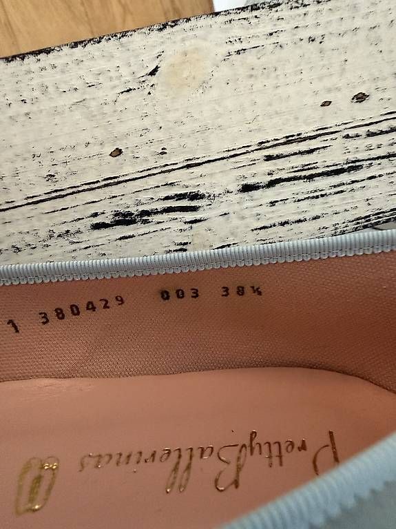 Scarpe da donna: Pretty Ballerina – Usato da Gutenswil venduto da cuba18 4