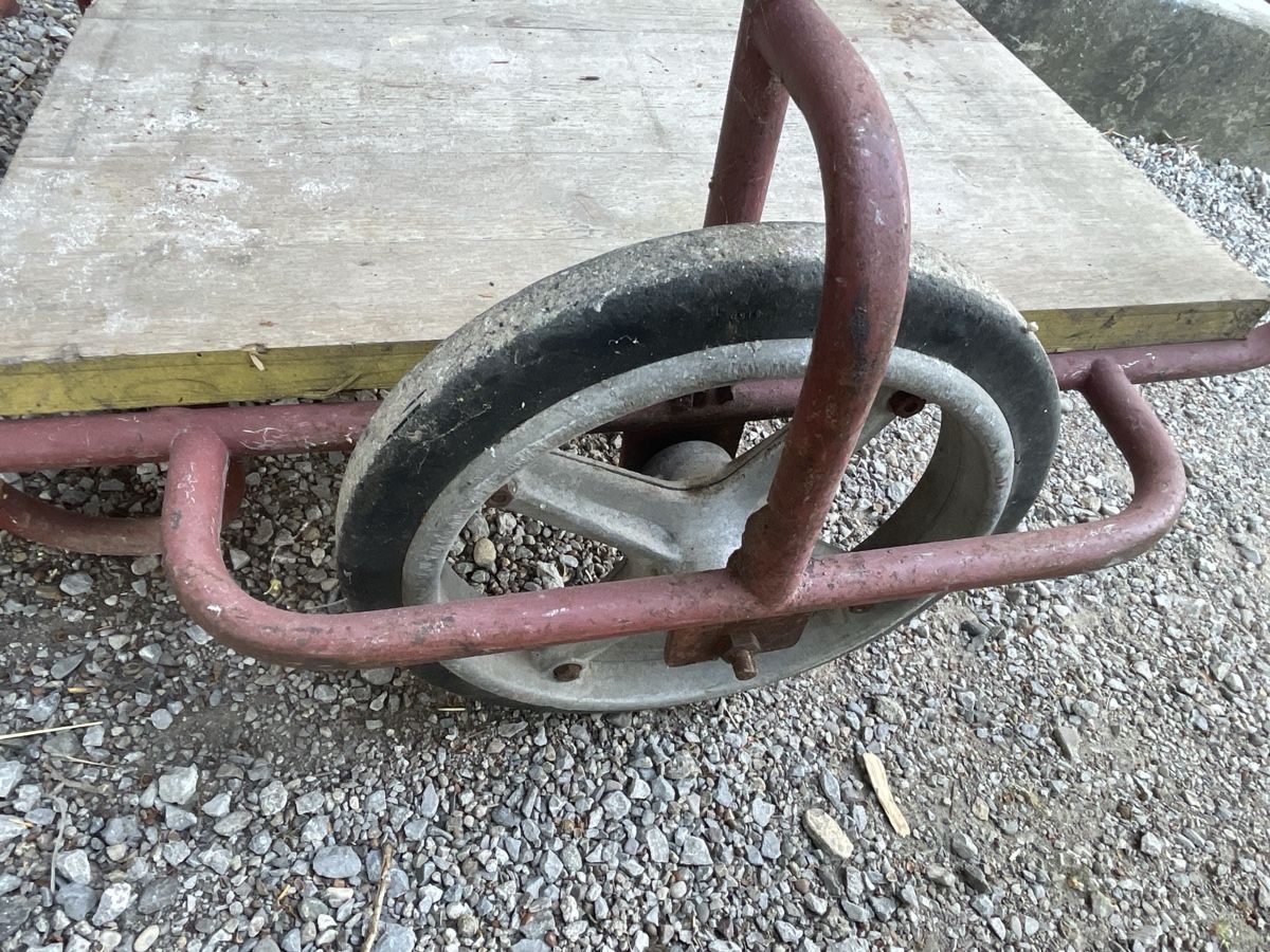 Anhänger: Veloanhänger – Gebraucht aus Zollbrück von Bawz