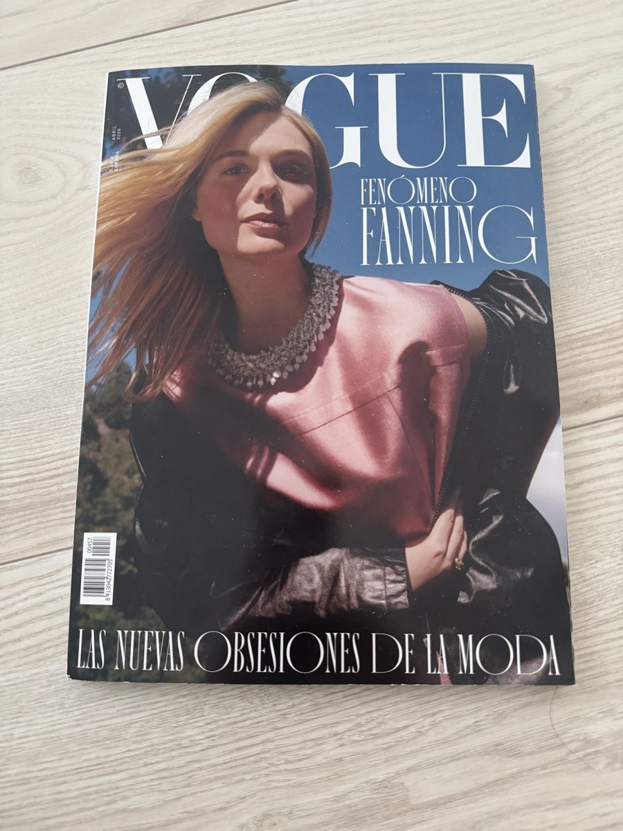Riviste & Magazine: Vogue España 04.26 – Usato da Gränichen venduto da Snickers333