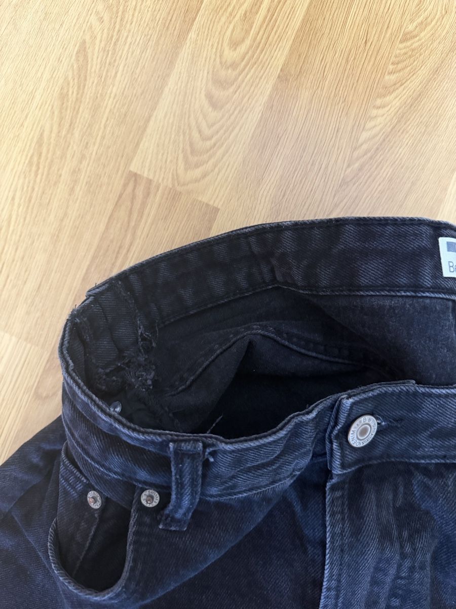 Bershka Jeans: Jeans Bershka schwarz – Neuf (Voir description) à Lengnau AG par Liirim 2