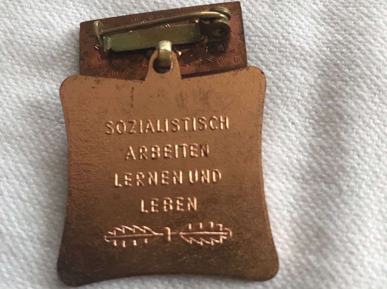 Medaglie: DDR Anstecker / Medaille – Usato da Rebstein venduto da gimmma 5