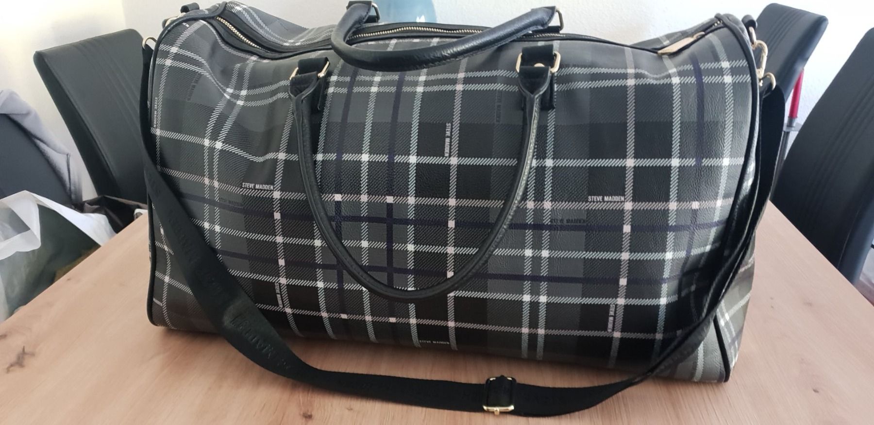 Steve Madden Borse: Reise Tragetasche Steve Madden – Usato da Ipsach venduto da Cleomara 3
