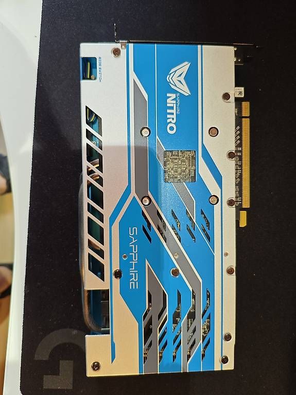 Amd Cartes graphiques: AMD RX 590 Sapphire Nitro – D'occasion à Neuenkirch par Metal_666 2