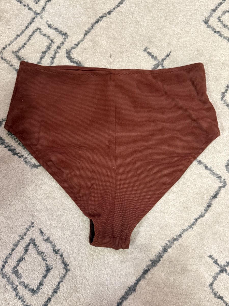 Costumi da bagno & Bikini: Bikini weinrot, Grösse M – Usato da Haldenstein venduto da ana_b8c7 4