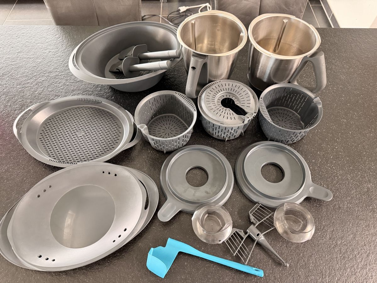 Thermomix Elettrodomestici da cucina: Thermomix TM5 Zubehör – Usato da Pfäffikon ZH venduto da Jasmina_25