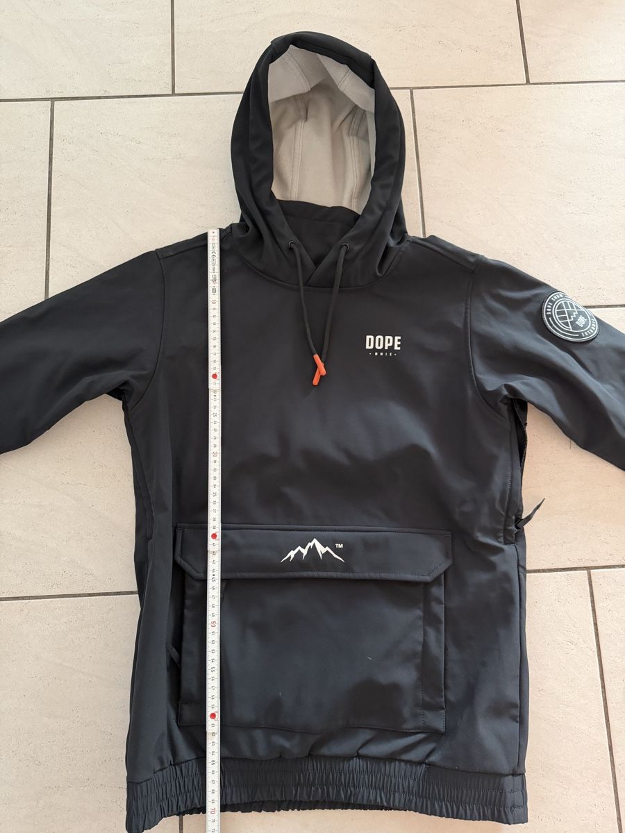 Dope Giacche: Softshell-Jacke Dope – Usato da Holzhäusern ZG venduto da Selinnnnn1 1