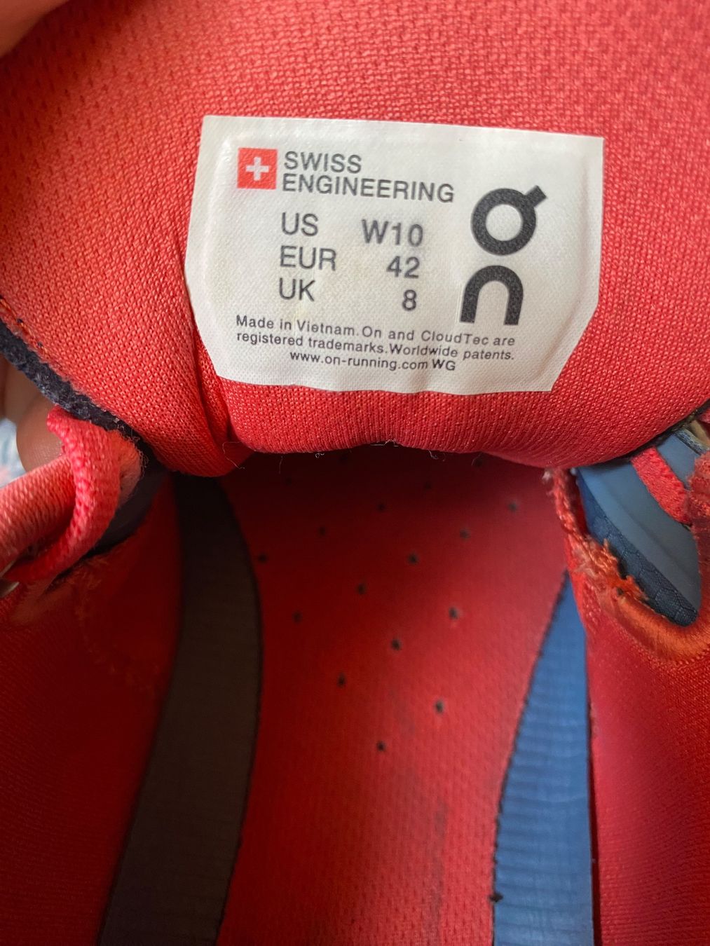 On Scarpe da uomo: Chaussures ON Running Cloudflow 42 – Usato da Geneve venduto da Monthoux13 4