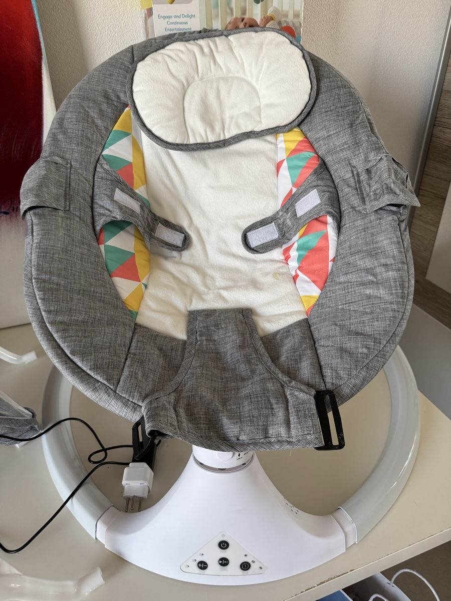 Culle: Baby Electric Swing Chair – Nuovo (secondo la descrizione) da Altendorf venduto da joc_yy6d 4