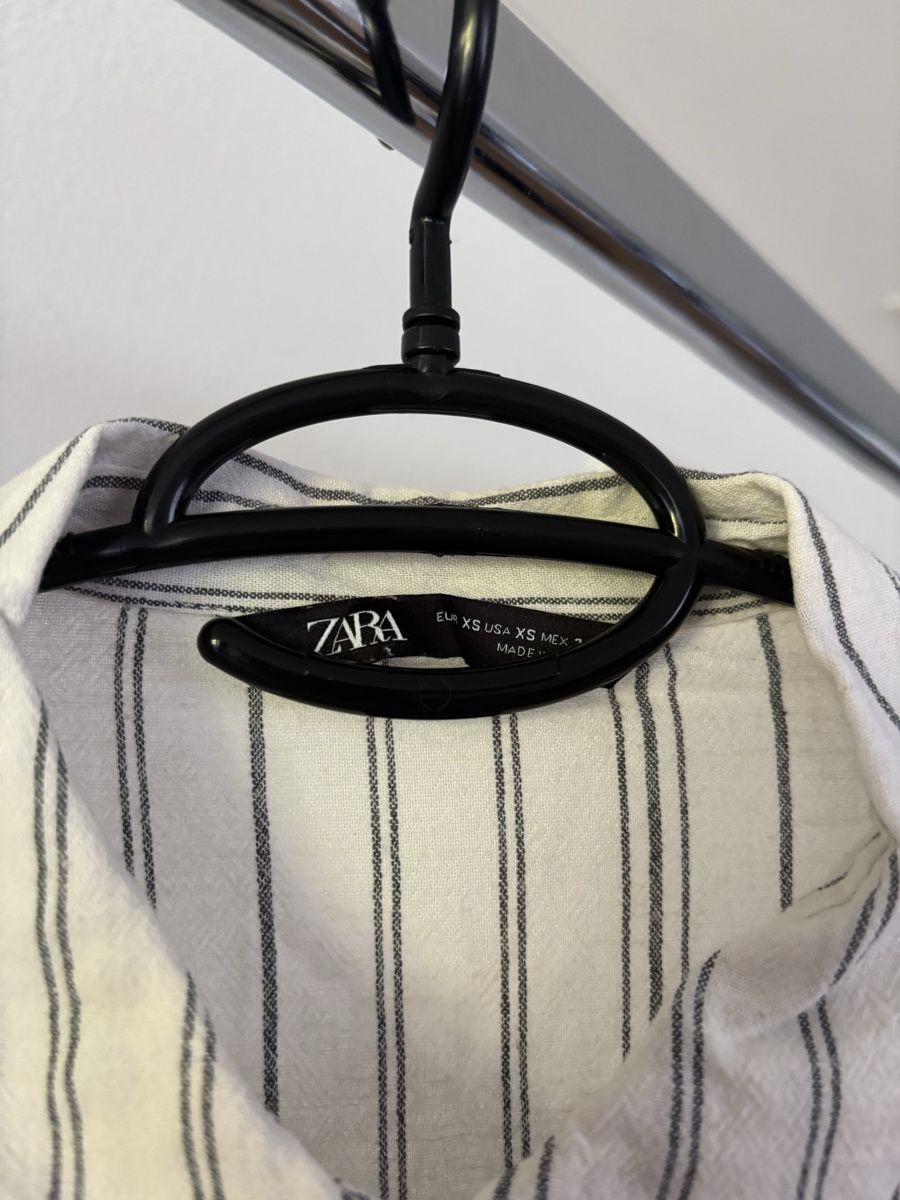 Blusen: Bluse zum Knöpfen – Neu (gemäss Beschreibung) aus Kaltbrunn von celiabernet 1