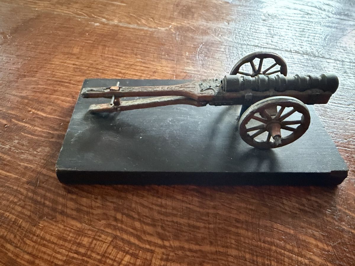 Modellbausätze & Standmodelle: Kanone Modell alt – Gebraucht aus Riedholz von Frettchen63 1