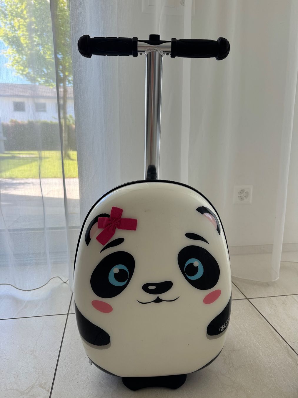 Autres aviation: Zinc Flyte Midi Case Scooter - Panda – D'occasion à Meisterschwanden par Nandda