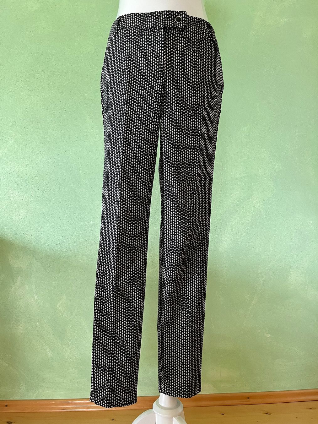 Pantaloni: Marella:  Hose schwarz, weiß,  Gr. 34 – Usato da Basel venduto da Baseline28