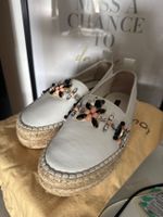 LOUIS VUITTON LEATHER ESPADRILLE