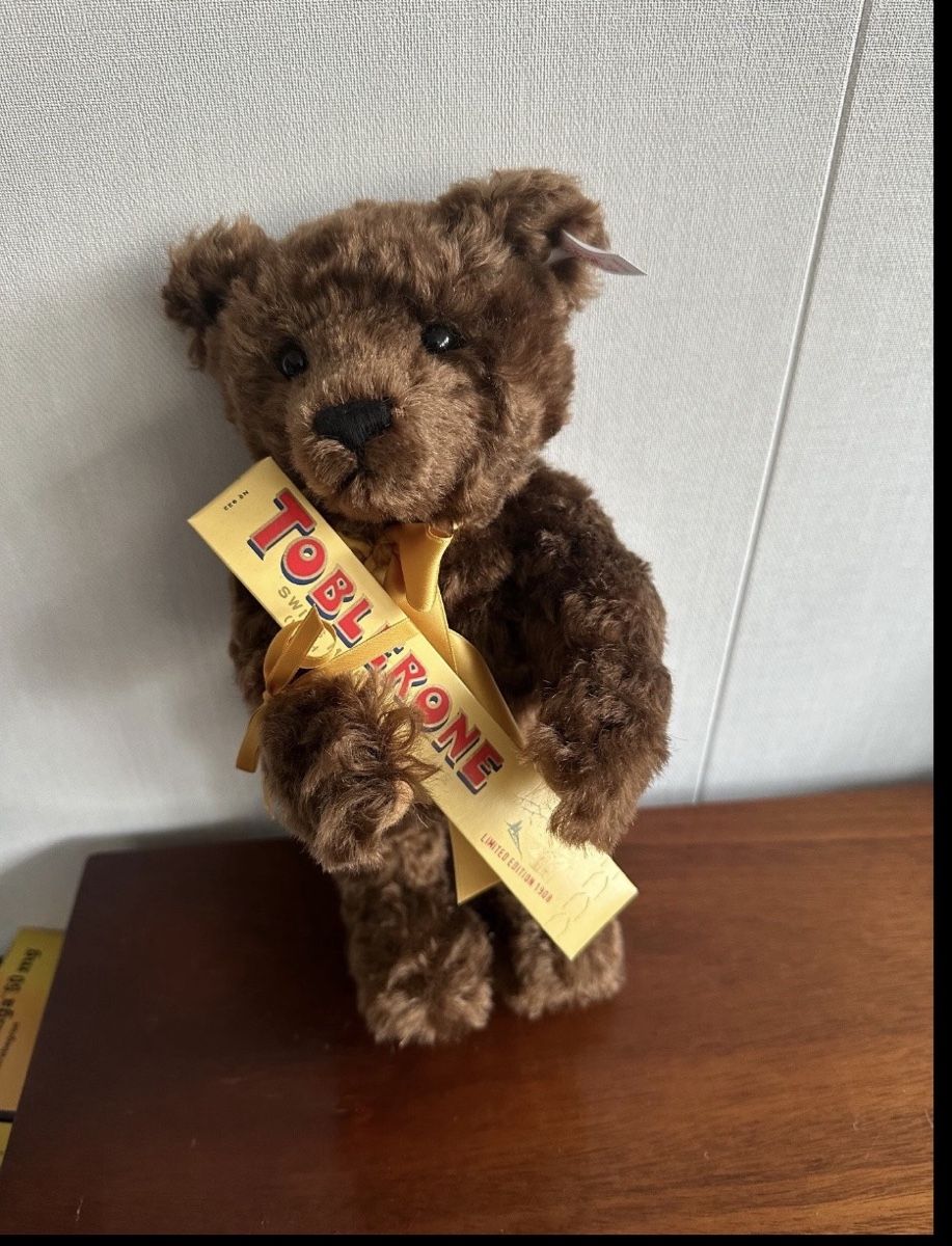 Steiff Spielzeuge: Toblerone Bär von  Steiff  1999 – Neu und originalverpackt aus Mumpf von A_B_E 2