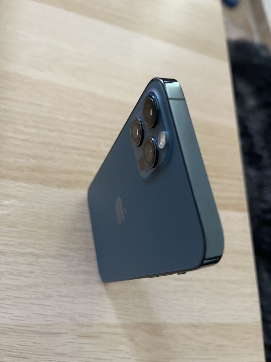 Apple Telefoni cellulari / Smartphones: iPhone 12 Pro  – Difettoso da Biel/Bienne venduto da ham_wf9n 1
