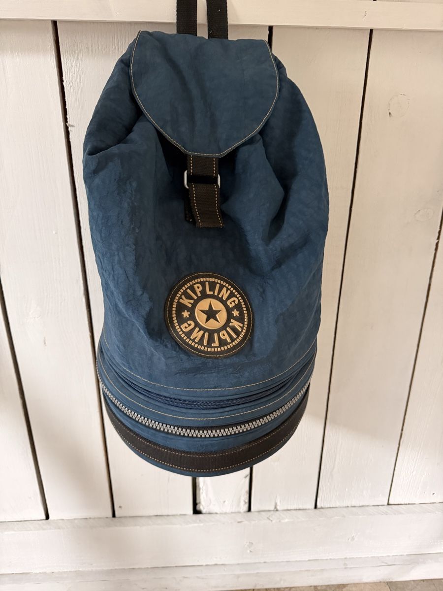 Kipling Zaini: Original Kipling Foto-Rucksack  – Nuovo (secondo la descrizione) da Naters venduto da alexx05