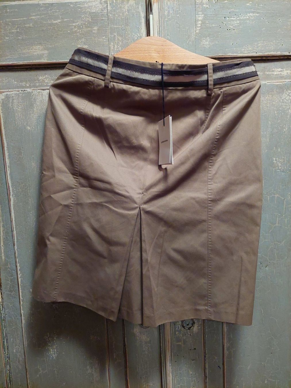 Röcke: CoSTUME NATIONAL . Jupe beige 38 – Neu und originalverpackt aus Besenbüren von teluride89 1