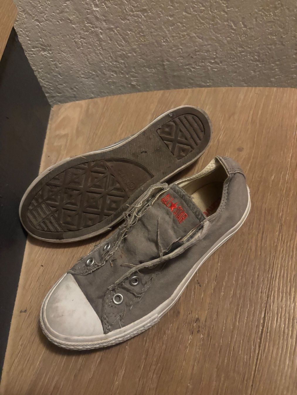 Converse Scarpe da uomo: Converse All Star Sneakers, Grösse 35 – Usato da Ebmatingen venduto da Krouzel0 2