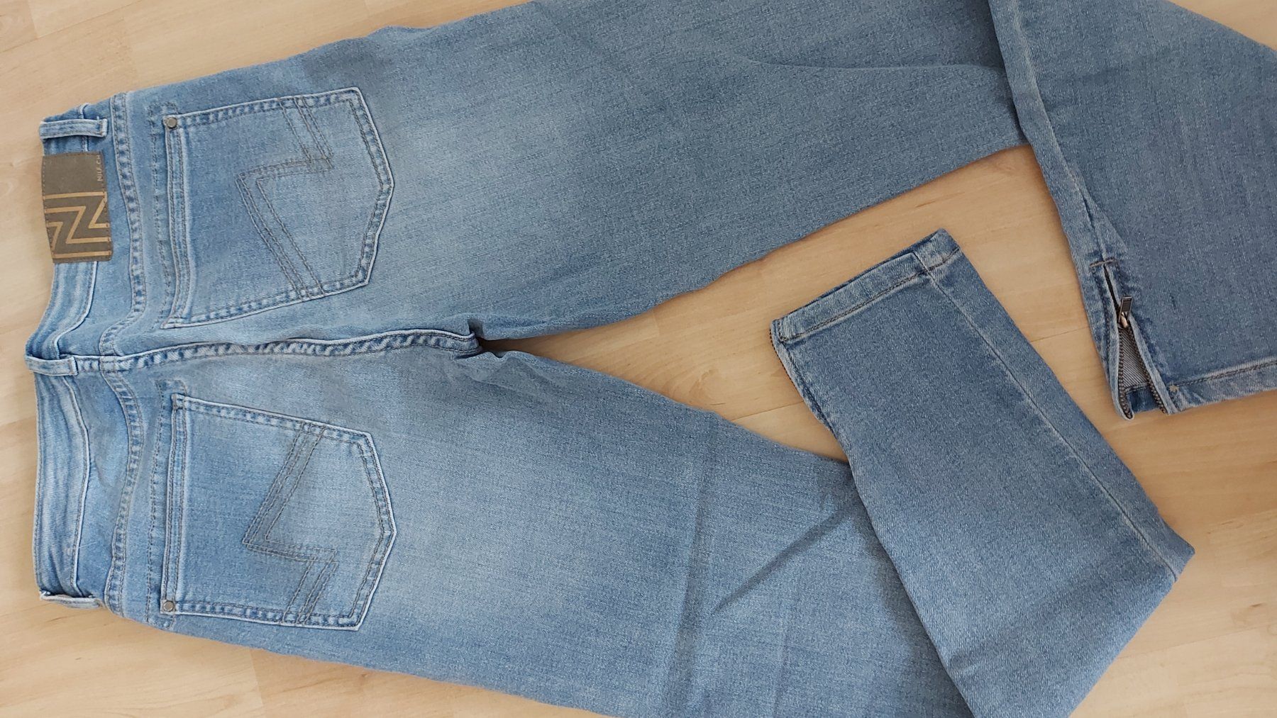 Nile Jeans: Nile Jeans gr.S – D'occasion à Zofingen par MasterPCI 4
