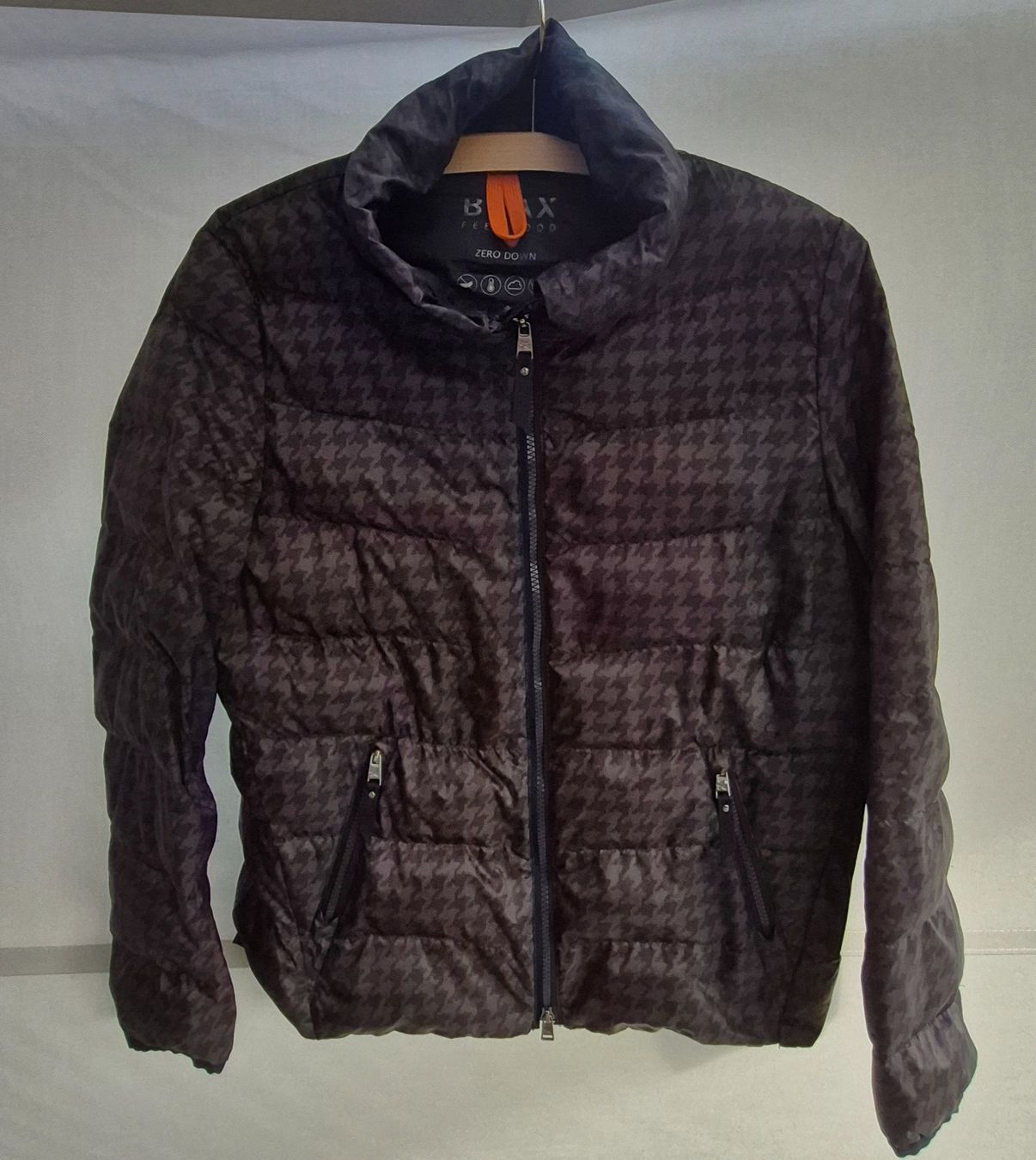 Brax Vestes: Damensteppjacke Brax – D'occasion à Oftringen par maxi63
