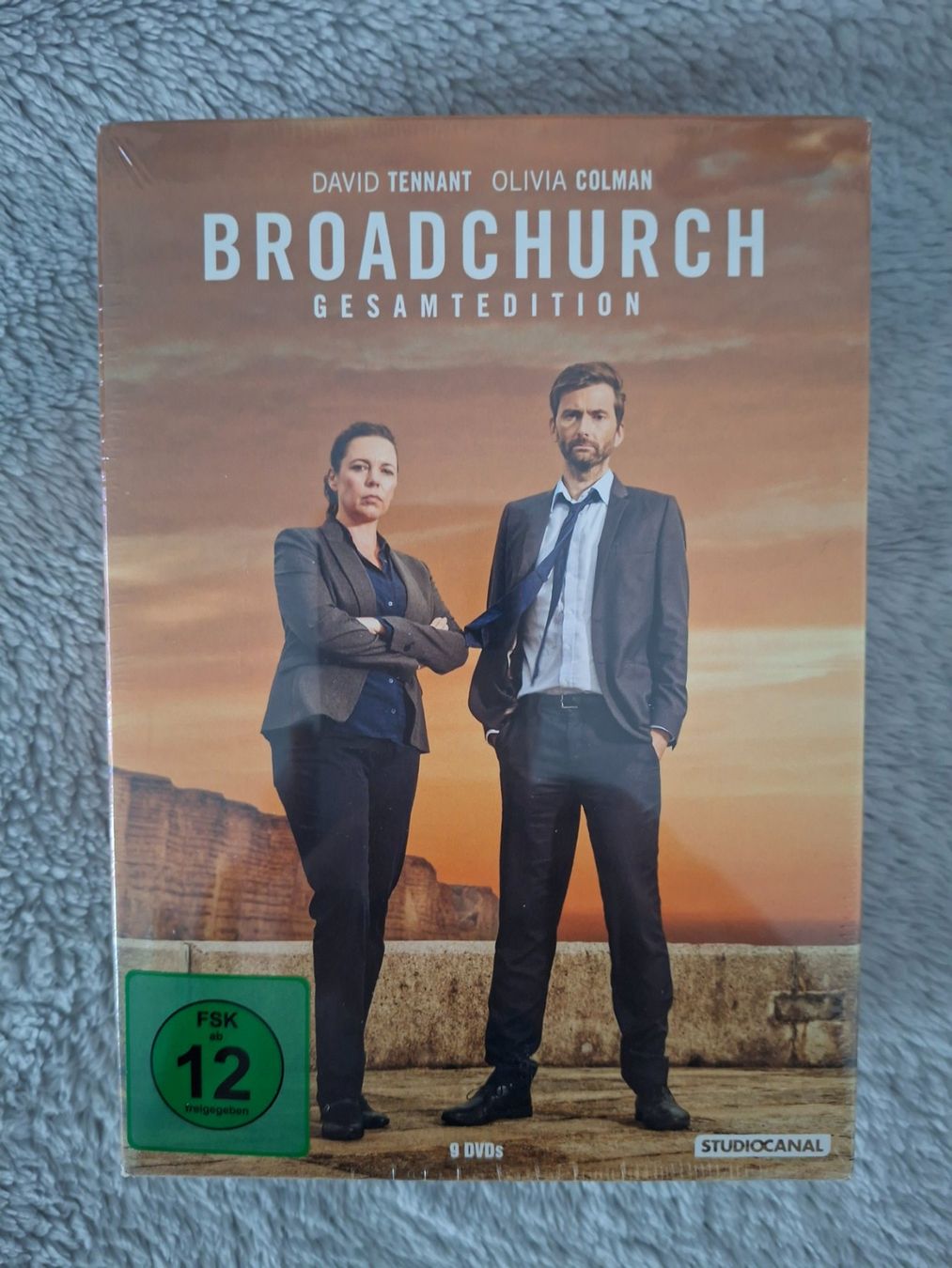 Alle DVDs: BROADCHURCH  1 - 3  NEU !! – Gebraucht aus Aesch BL von Burschi59