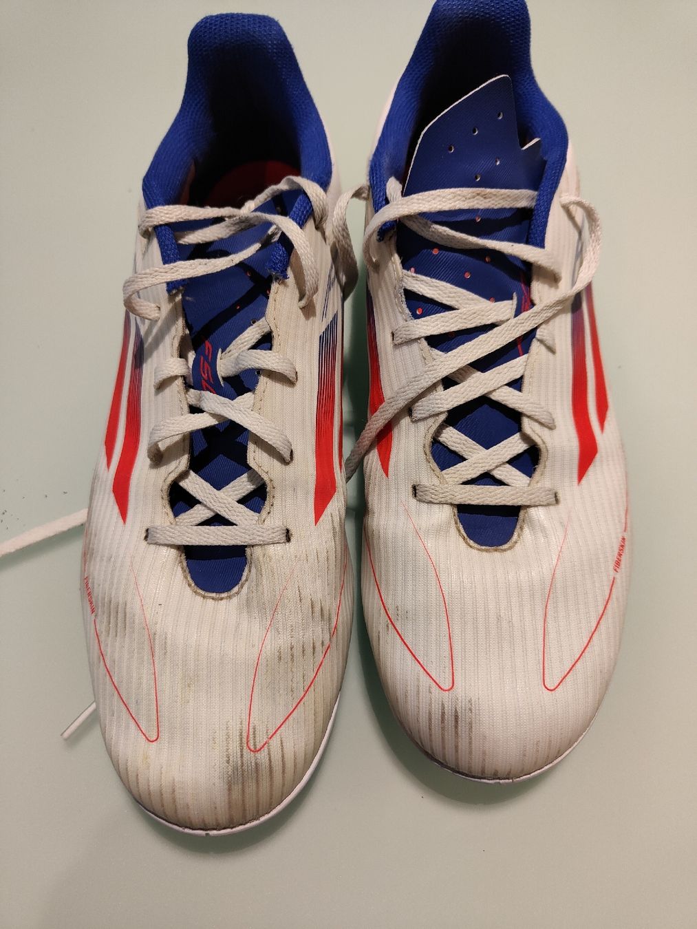 Scarpe da uomo: Adidas Hallenschuh Grösse 46 – Usato da Leibstadt venduto da winterzeit2000