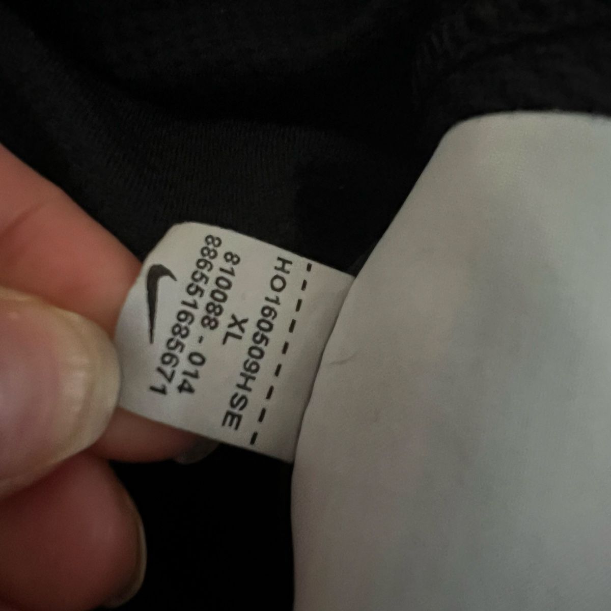 Nike Hemden, T-Shirts & Polos: Jungs Sport Oberteil XL – Gebraucht aus Chur von noe_mh8b 3