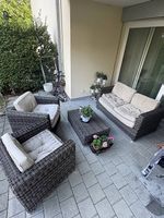 Gartenlounge in moderner Rattan-Optik.