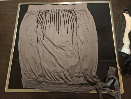 Benetton Schlauchtop grau mit schwarzen Pailletten Gr. S