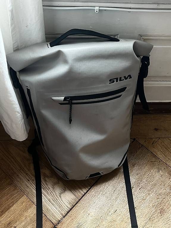 Zaini: Rucksack – Usato da Bern venduto da noom_ 2