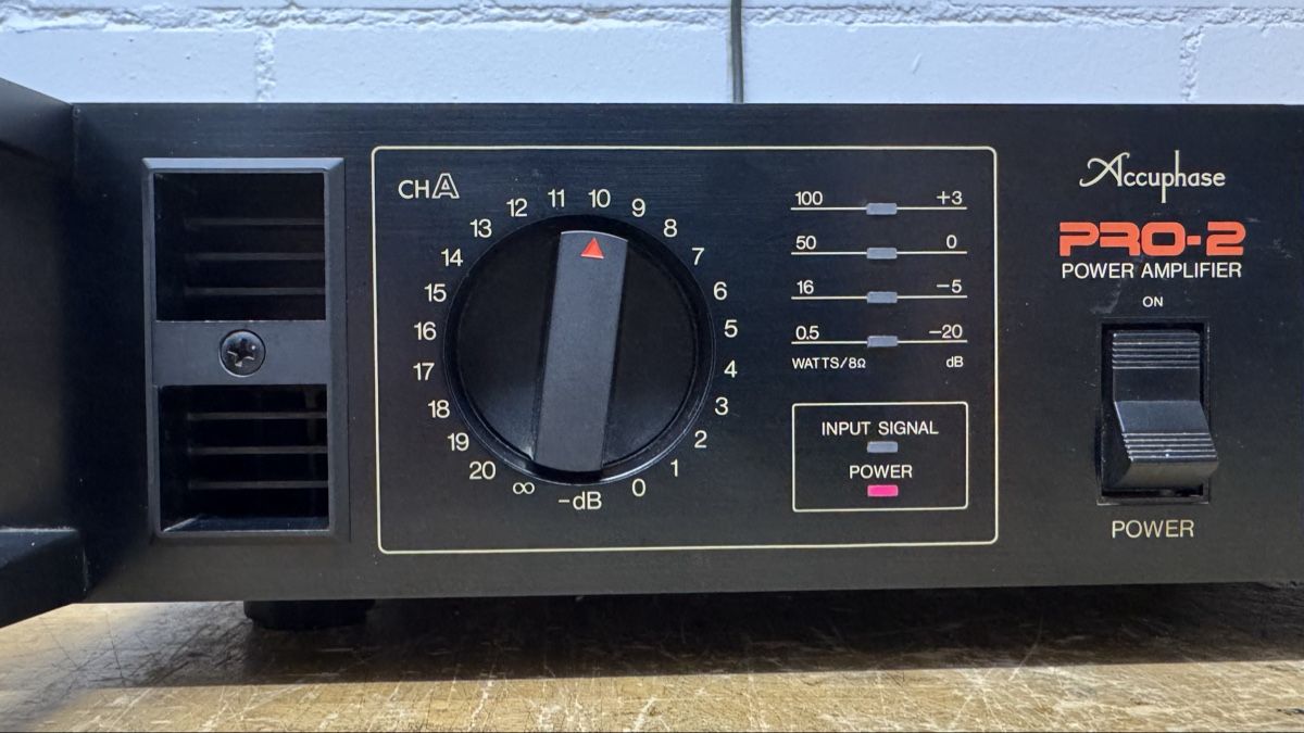 Accuphase Verstärker: Accuphase PRO-2 – Gebraucht aus Ebertswil von audivero 2