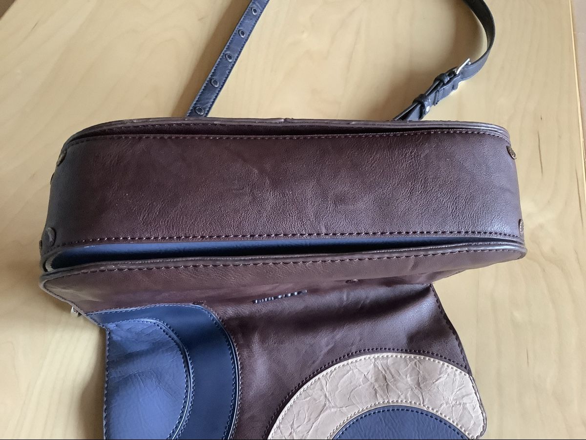 Desigual Sacs femmes: Sac bandoulière Desigual – Neuf (Voir description) à Le Noirmont par Thiwen-Ric 2
