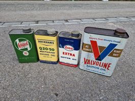 alte Oelkanister, Oelkannen, Castrol, Valvoline, Esso, usw.