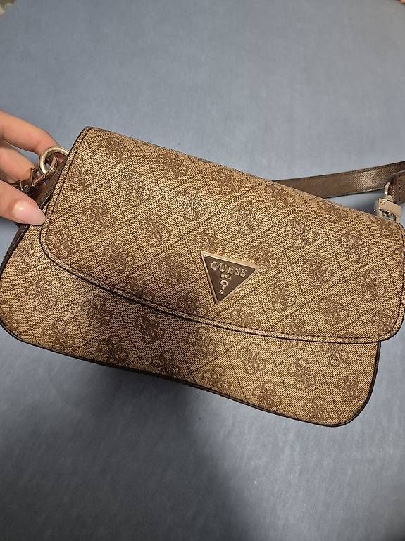 Guess Sacs femmes: Guess Tasche – D'occasion à Hochdorf par Isa.9944 3