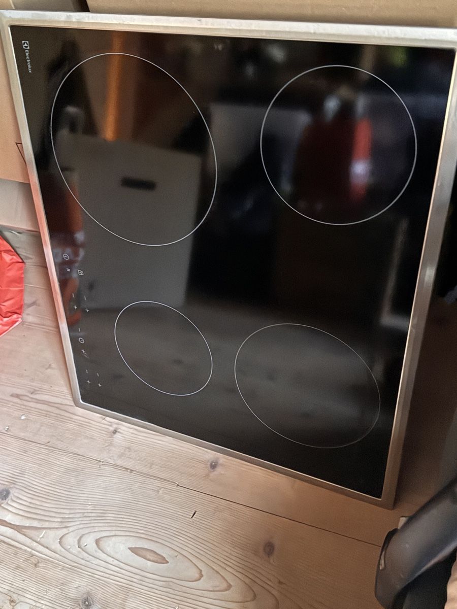 Cucine: Elektroherd – Usato da Rhäzüns venduto da Strauchklauer
