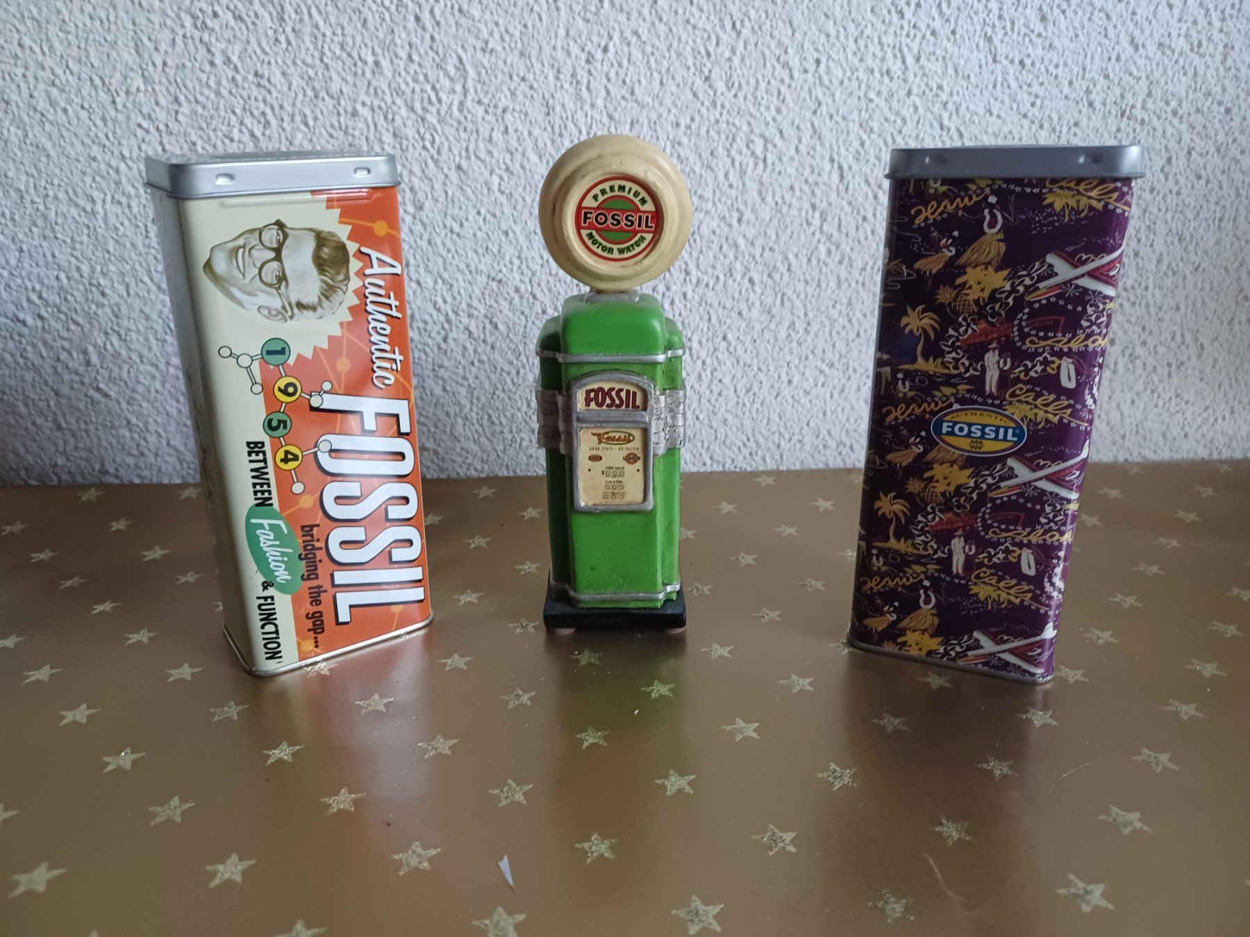 Statuette: Fossil Werbung/ Deko Set mit grüne Zapfsäule+2 Blechboxen – Usato da Hagendorn venduto da siwasi3