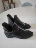 Schwarze Stiefeletten mit Nieten, Gr. 42, top Zustand