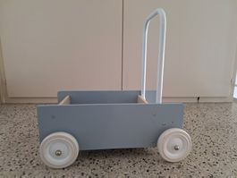 Lauflernwagen aus Holz, Top Zustand, hellgrau
