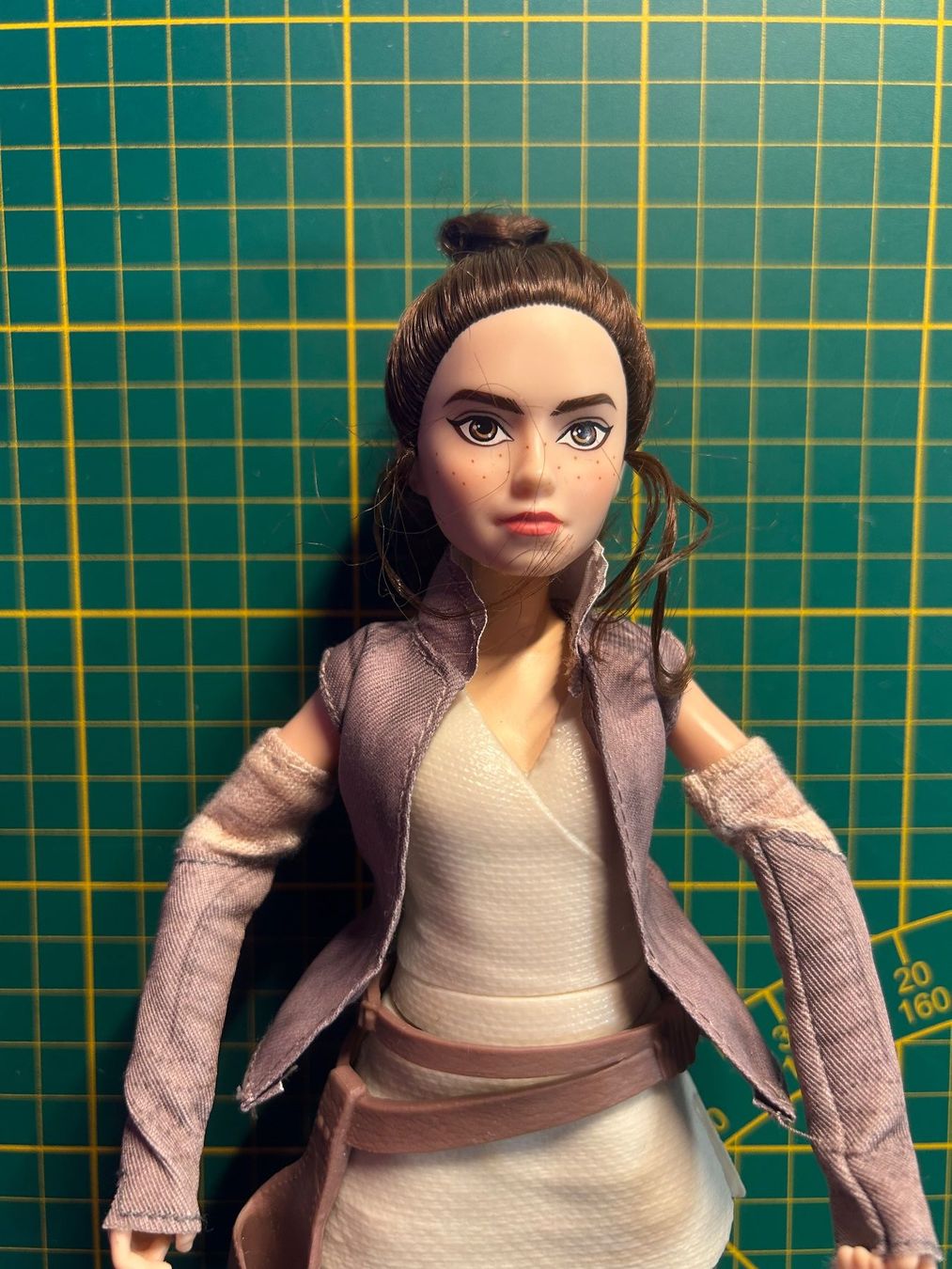 Star Wars Statuette: Figurine Star Wars Rey, 27 cm, idéale collection! – Usato da Bottens venduto da Jafar55 2