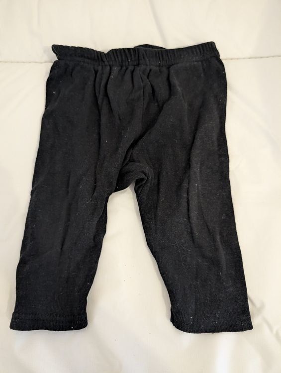Hosen: Schwarze Baby-Hose, Grösse 62 – Gebraucht aus Buchs ZH von nudle10