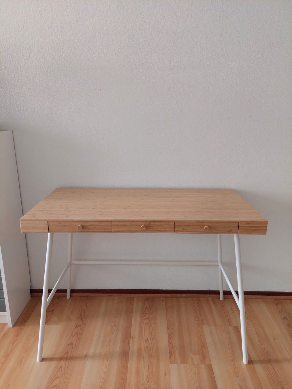 Ikea Scrivanie: Schreibtisch lillasen – Nuovo (secondo la descrizione) da Basel venduto da eila_ila 1