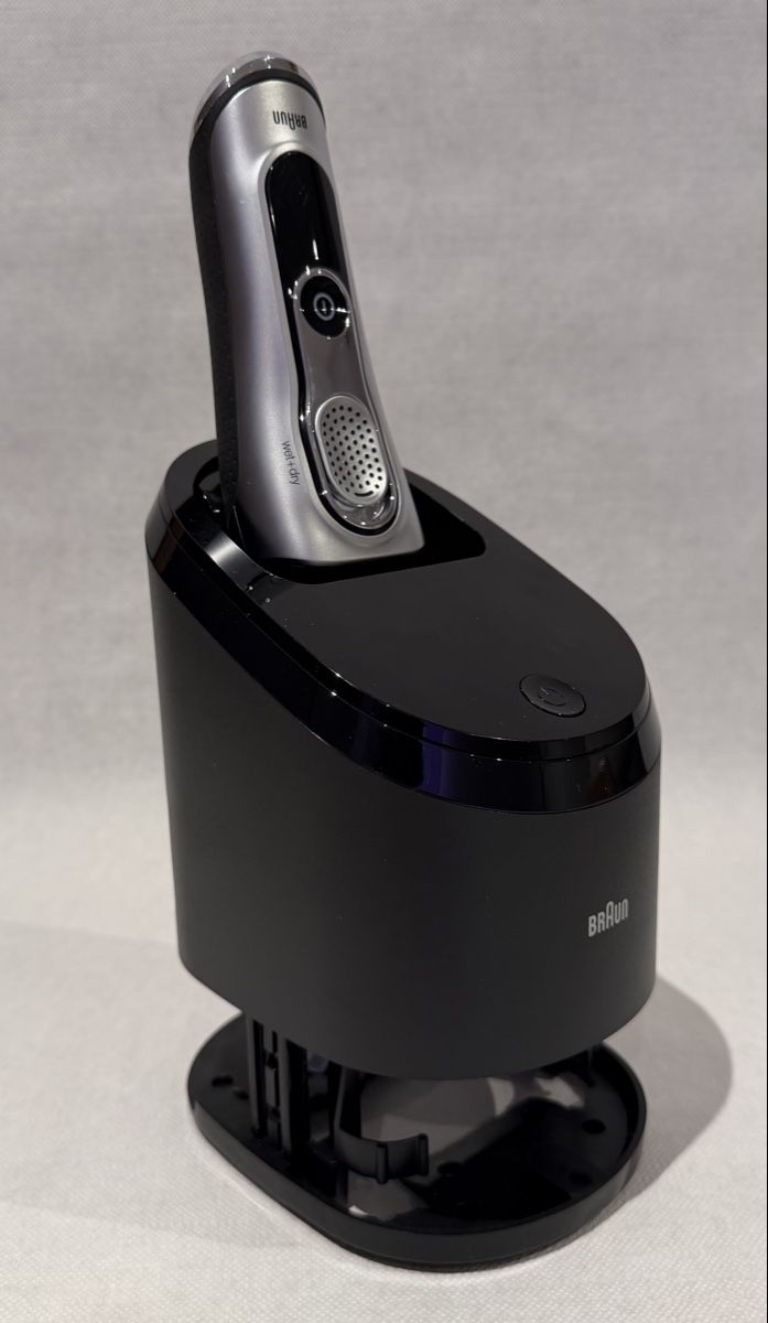 Braun Rasoi & Lamette da barba: Braun Series 9 – Usato da Zürich venduto da Syossmen