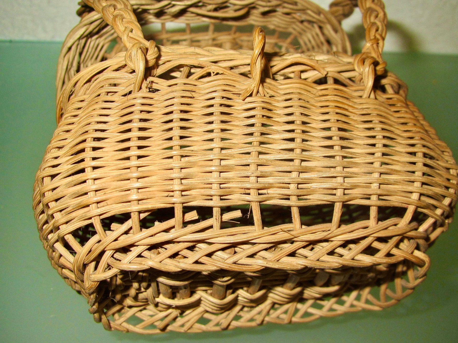 Autres antiquités ou arts: PANIER ANCIEN POUR POUPEE – D'occasion à Murten par Selliot 2