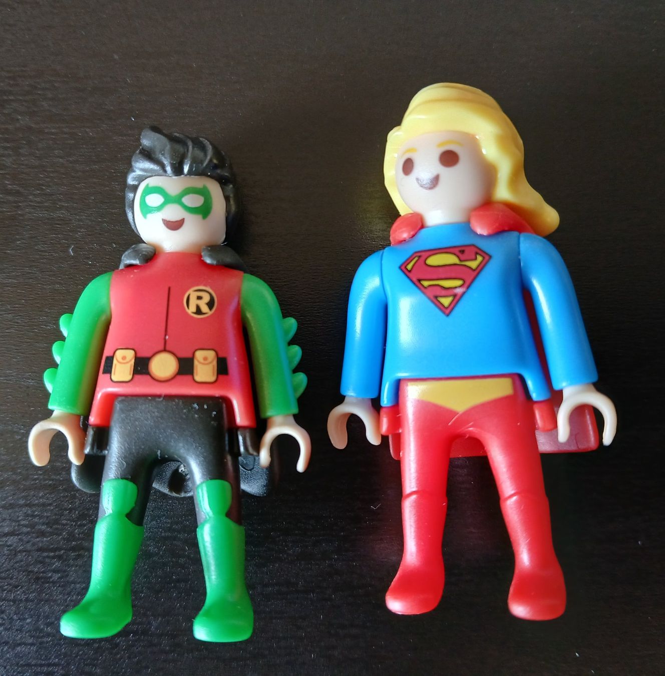 Marvel Statuette: 2 x Kinder Joy Playmobil DC Superhelden Figuren – Usato da Zell ZH venduto da fossilchen