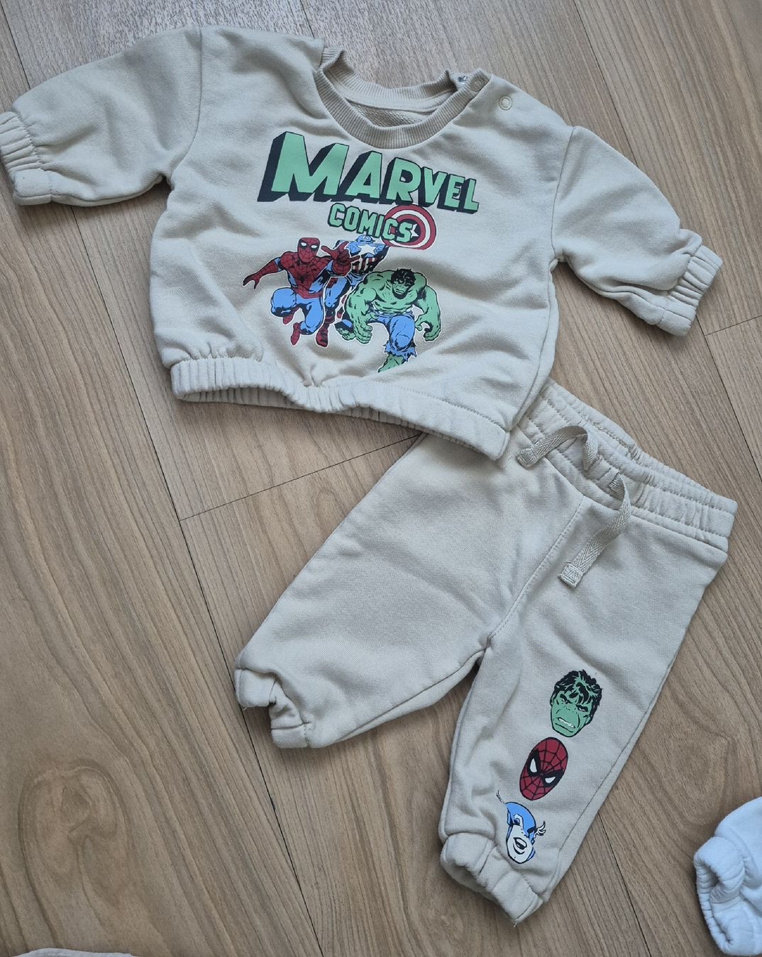 Lotti & Set di vestiti: Baby Set – Nuovo (secondo la descrizione) da Regensdorf venduto da PDDM 2