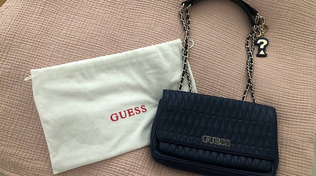Borse da donna: Guess Tasche  – Nuovo e nell'imballaggio originale da Aarburg venduto da Noemi.H